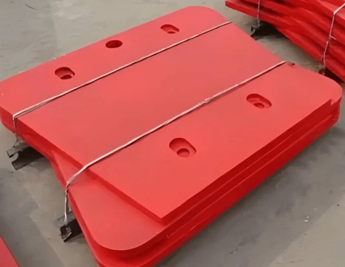 Cheek plates of jaw crusher